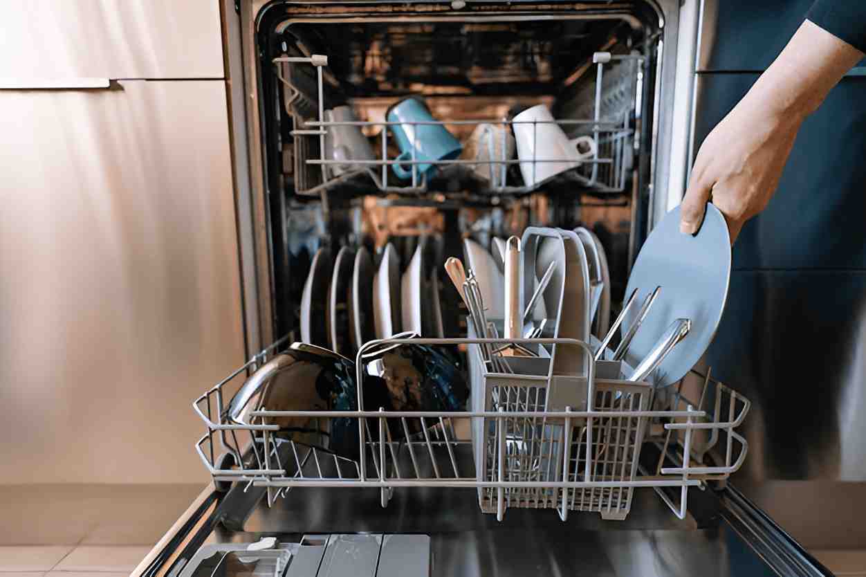 تعمیر ظرفشویی بوش توسط تکنسین های کاربلد پشتیبان تعمیر با قطعات اصل